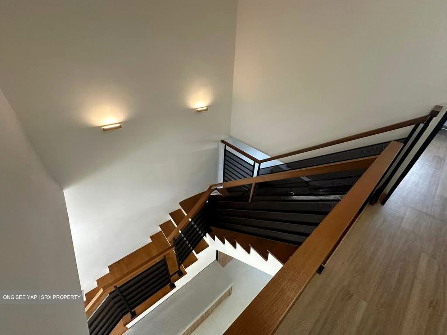 Blk 853 Hougang Central (Hougang), HDB Executive #581230481